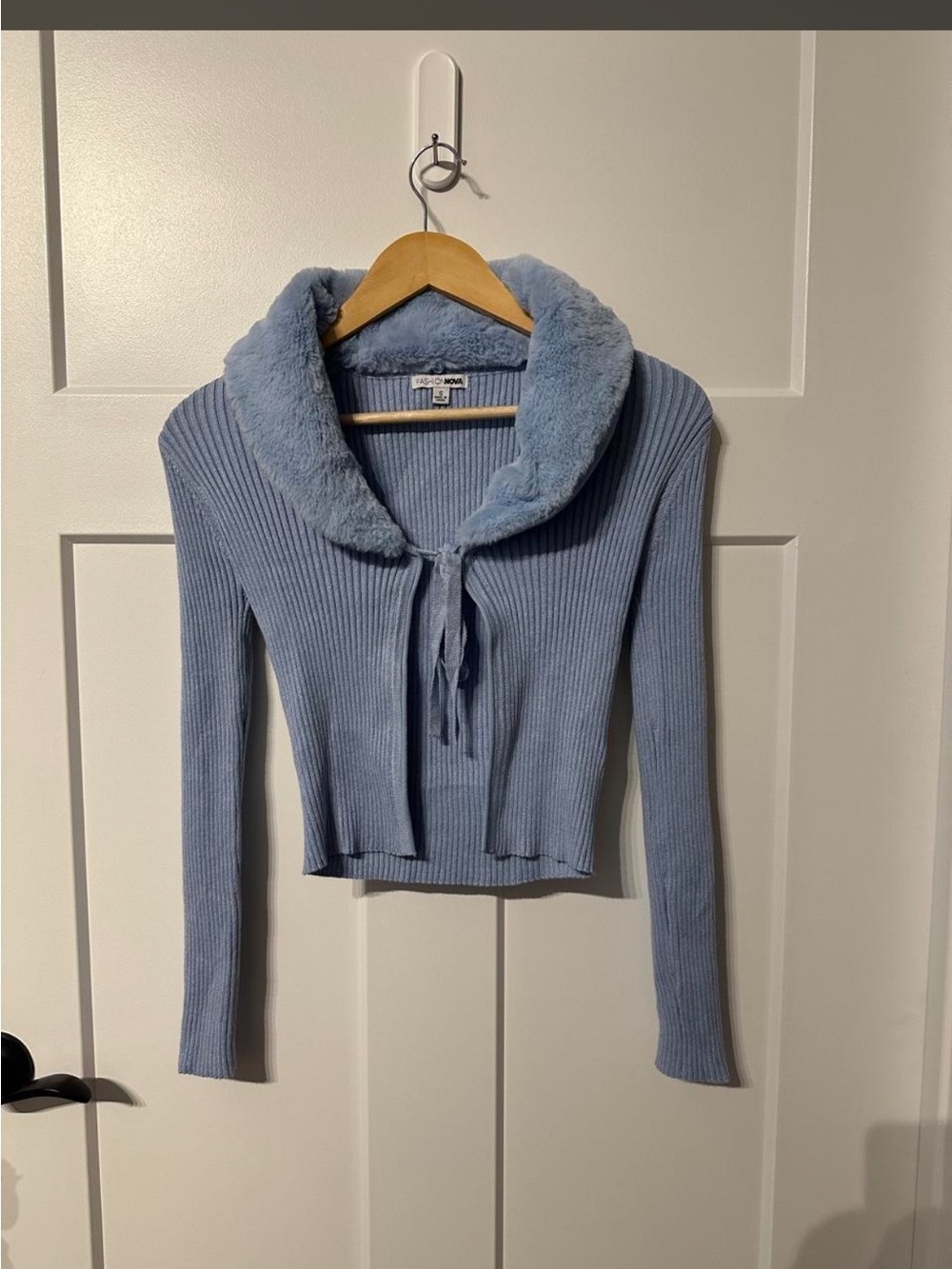 Y2k Style Powder Blue Ribbed Tie-Front Cardigan with Faux Fur Collar